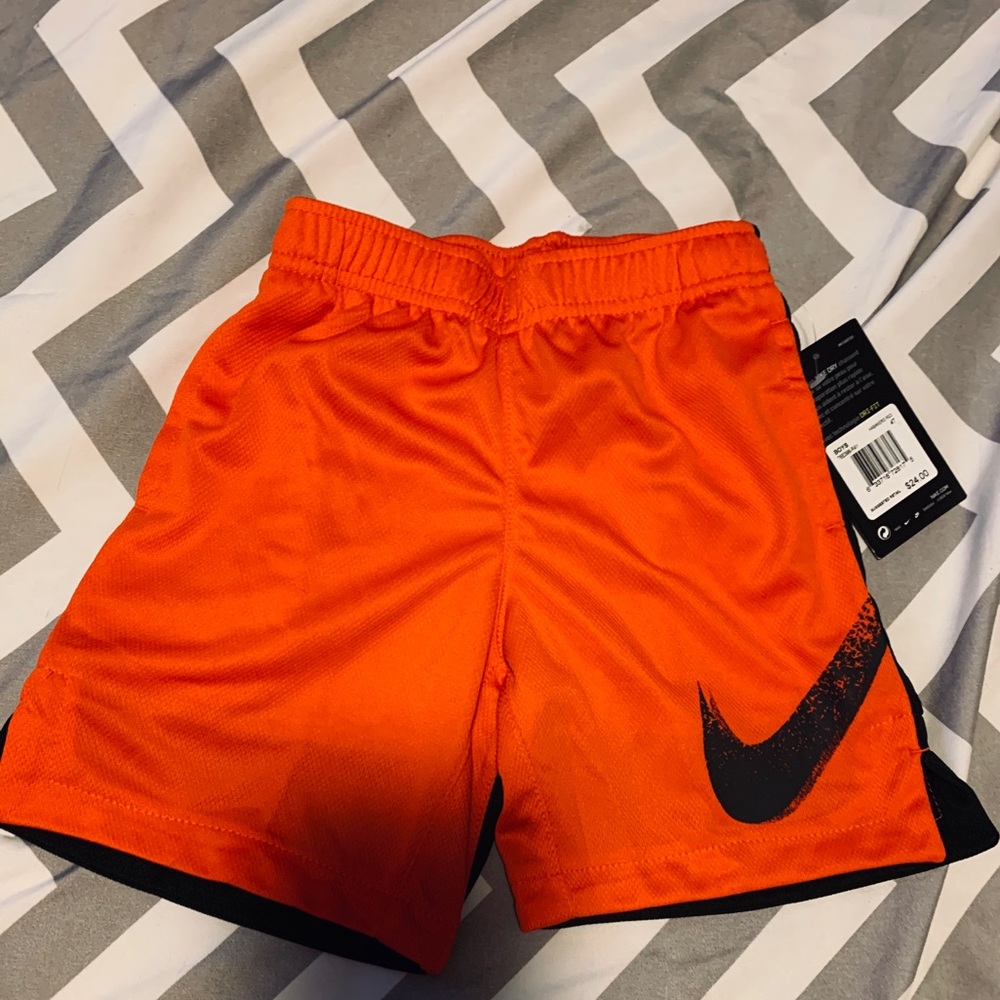 Toddler boys Nike athletic shorts
